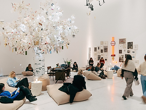 reading-party_montblanc_haus_copyright_max_arens-1
