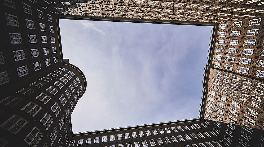 kontorhausviertel_sprinkenhof-innen_c-julia-schwendner-1_1