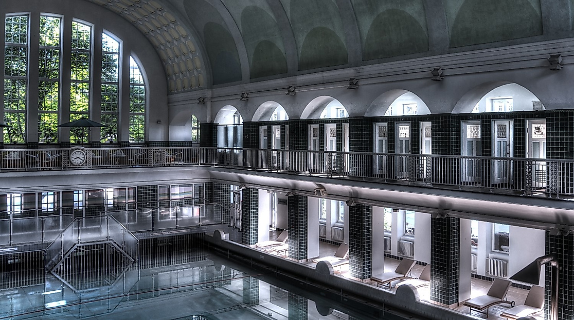 holthusenbad_wellenbad_c-gerd-johannsen-3