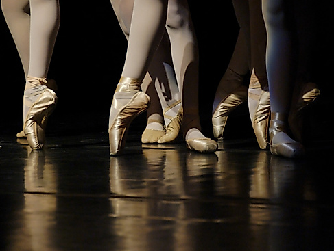 25-11-09 ballet-335493_1280 pixabay
