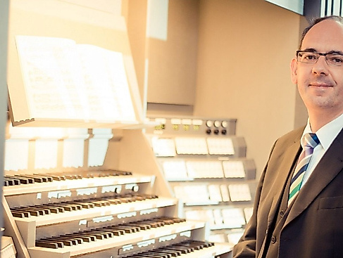 »Präludium - Tanz - Passacaglia«. Lübecker Orgelsommer in St. Marien