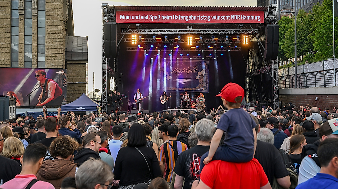 An_den_Landungsbrücken_Open_Air_HG25-TP_11052025-1209