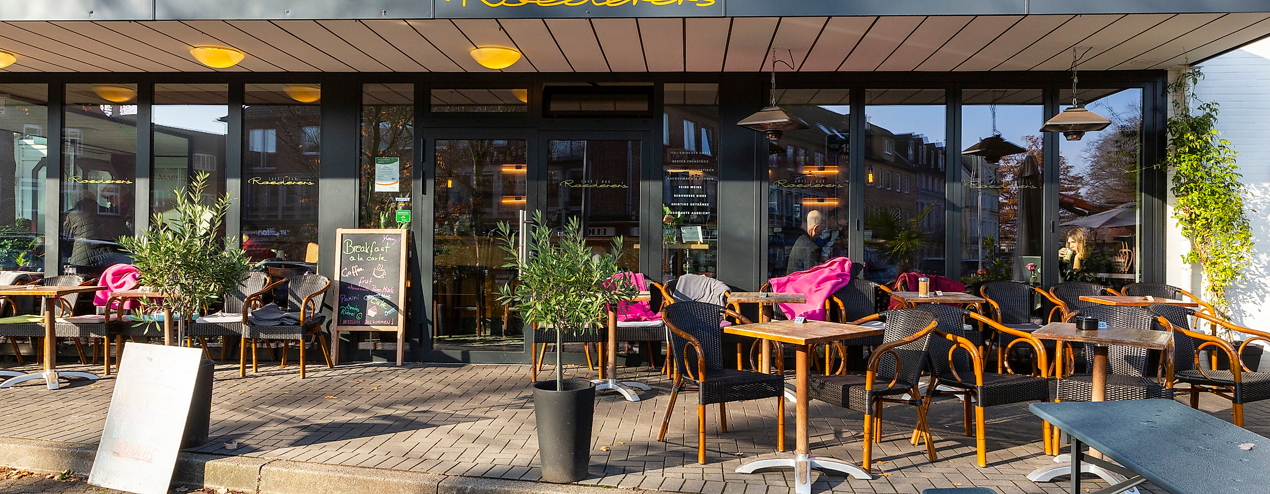 lee_maas_timo_sommer_elbvororte_roeders_3000px_argb_205