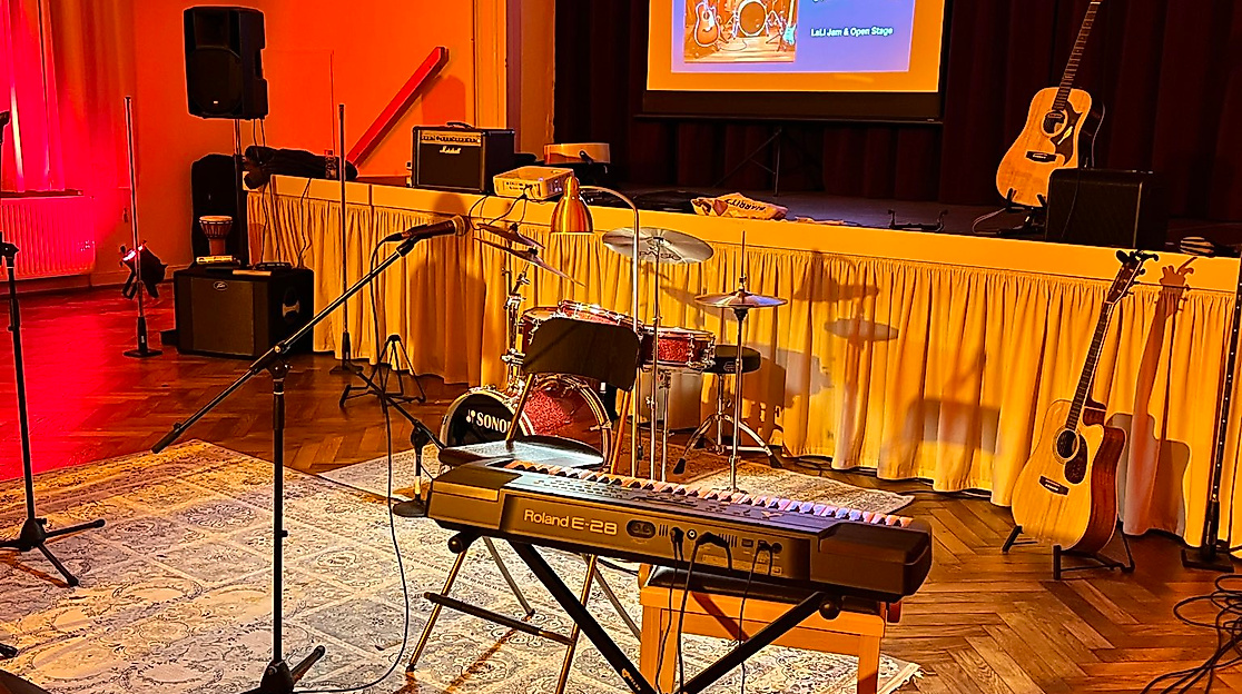 08cba63cf0aa2aaadc4ed2d1b375a2cde6736562a773417dd45fde707a2860e9