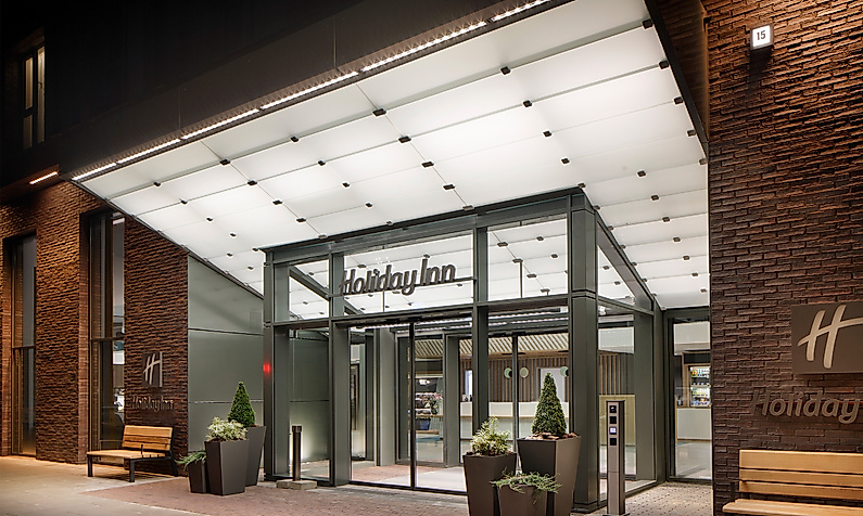 Hotel Holiday Inn Hamburg Hafen City: Außenansicht