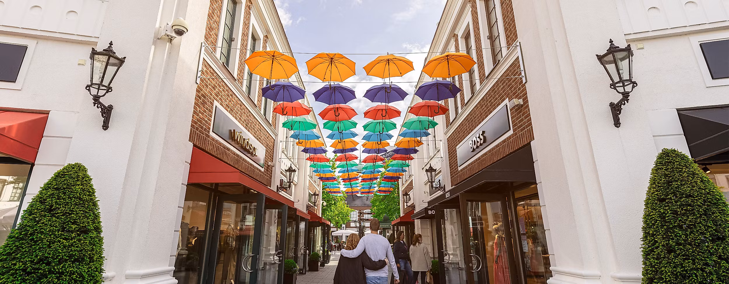 Schirmhimmel Designer Outlet Neumünster