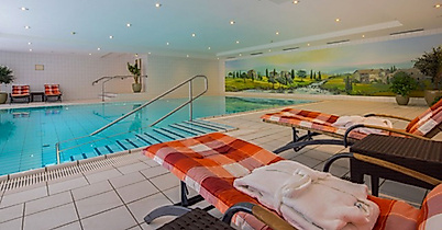 Swimming ppol NewLivingHome