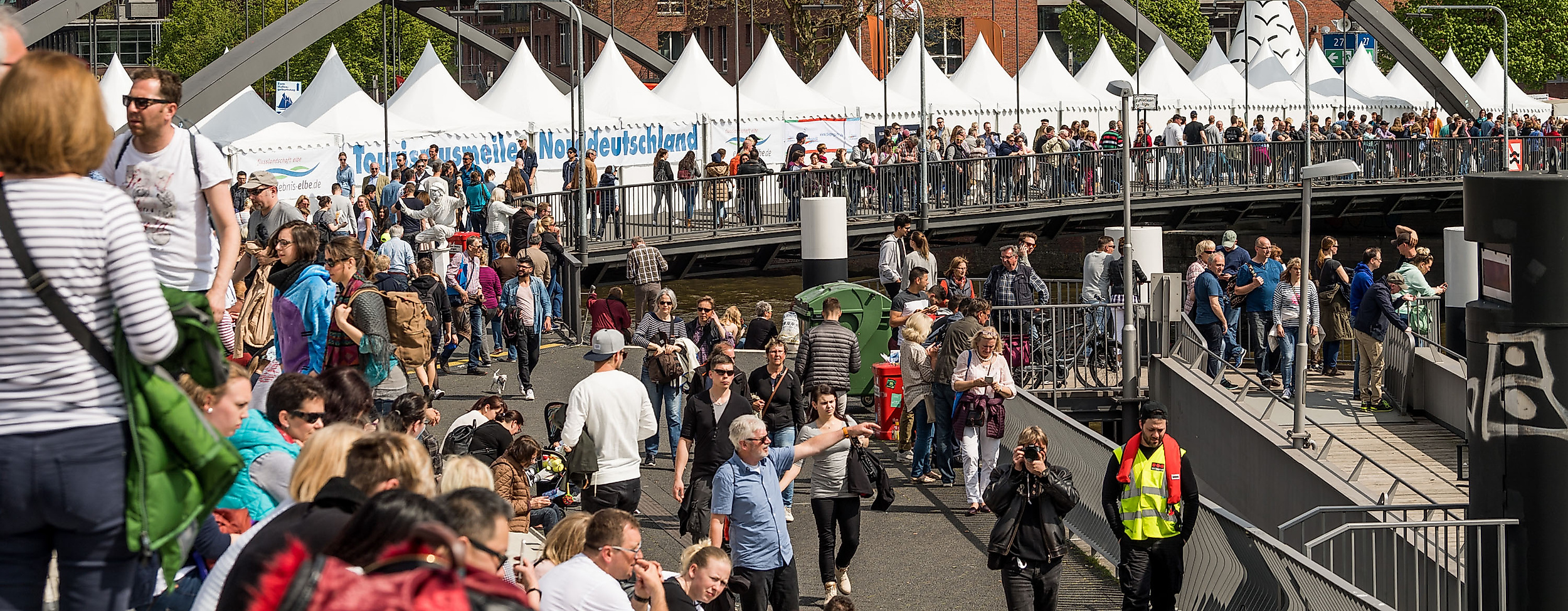Bunte Hafenmeile Hafengeburtstag