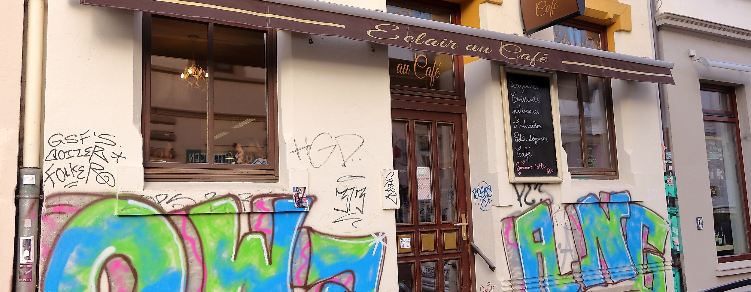 eclair-au-cafe_aussenansicht_c-2018-hamburg-tourismus-gmbh-johanna-nickel