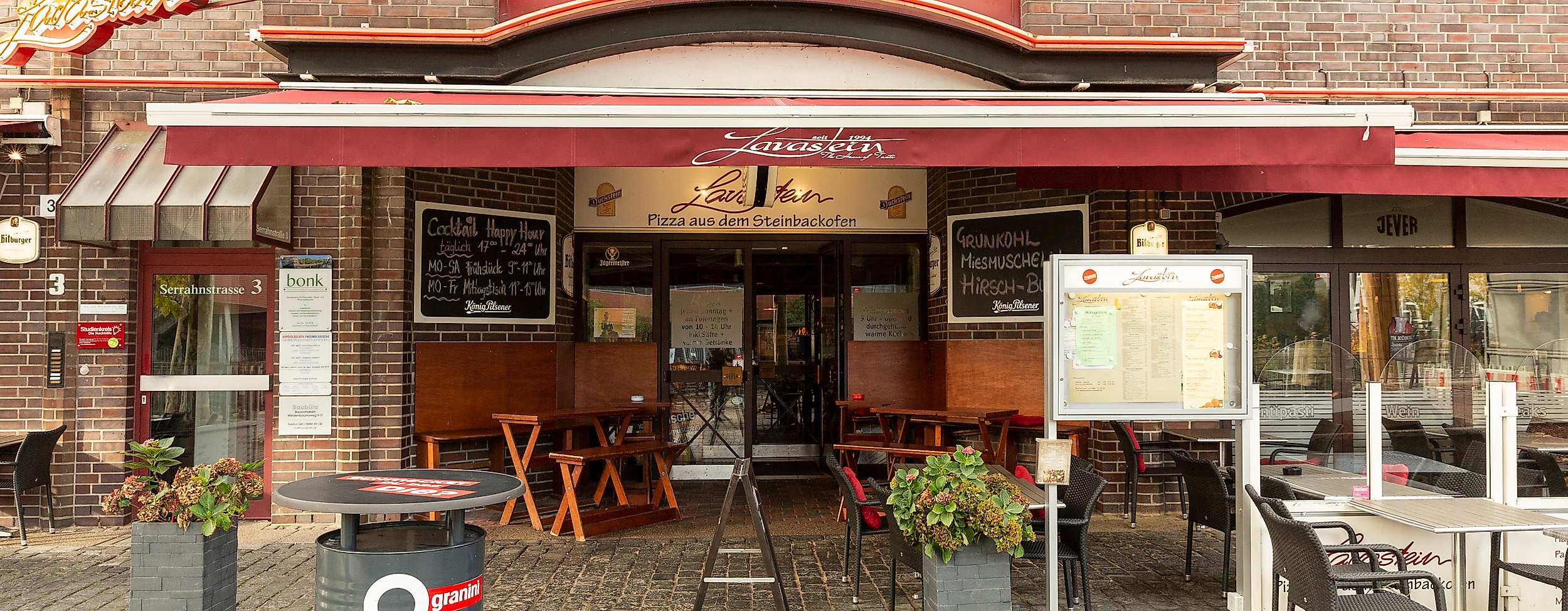 lavastein_hamburger-osten_c-2018-timo-sommer-lee-maas