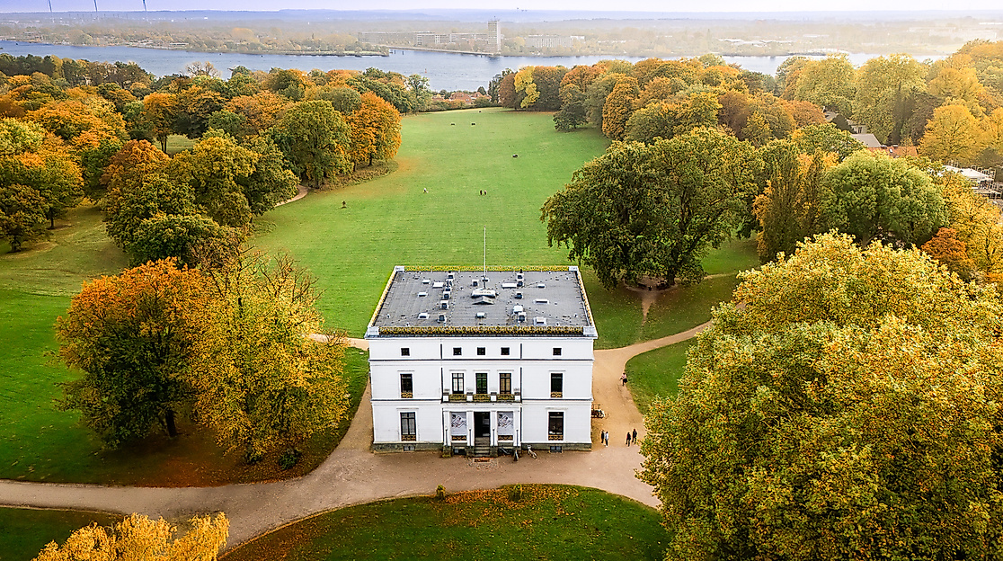 Jenisch Haus im Herbst