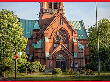 Kreuzkirche Portal Eingang