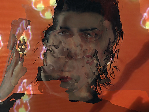 Laura Krieg (ca), Schulverweis