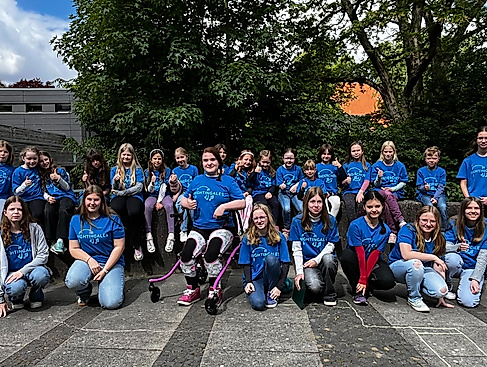 Kinderchöre und Nightingales