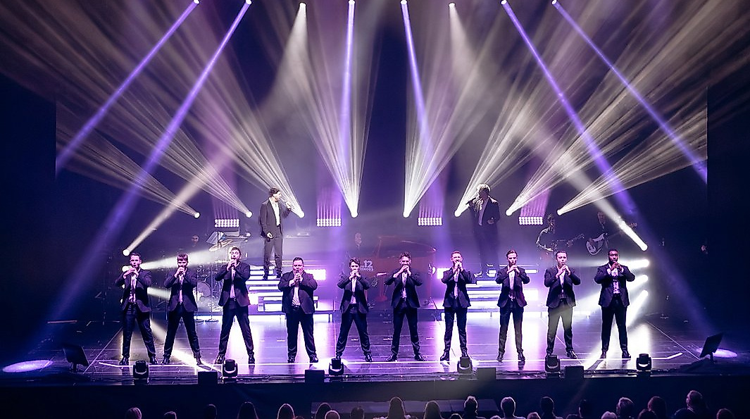 12 Tenors