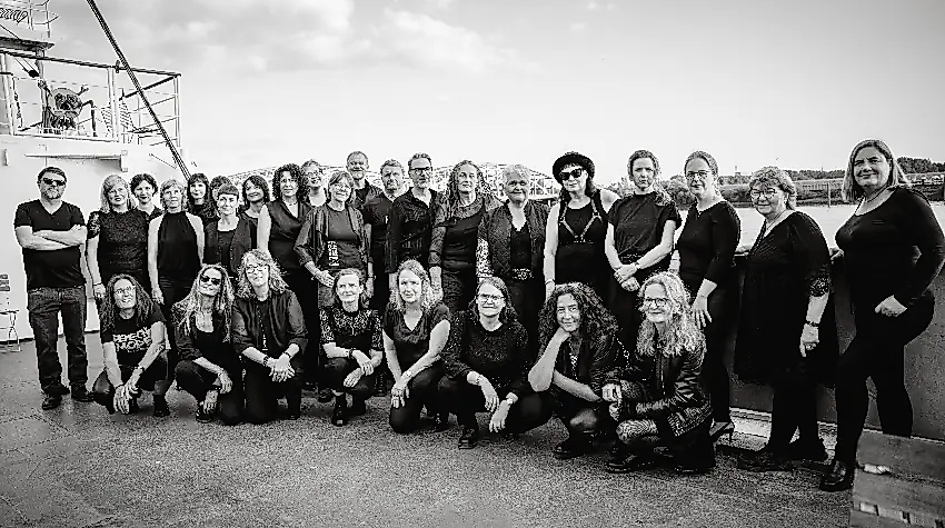 Bild zum Event <Voices for the Masses mit Safety Dance Club>