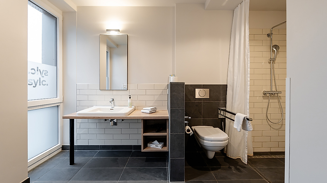 sylc. Apartmenthotel GmbH Hamburg: DIPLOMA Bad