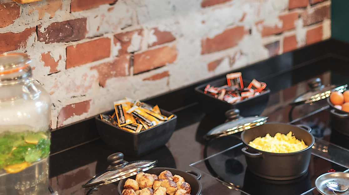 Holiday Inn - the niu Bricks Hamburg: Frühstücksbuffet