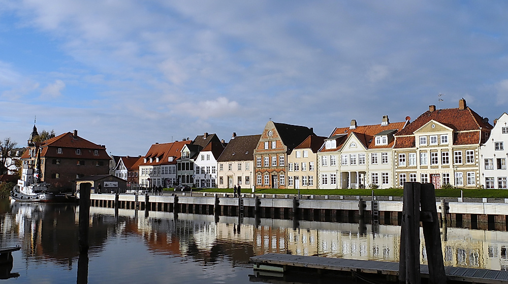 Row of houses at the inland port