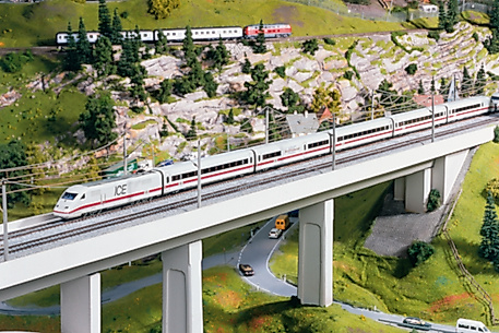 Package: InterCityExpress to the Miniatur Wunderland