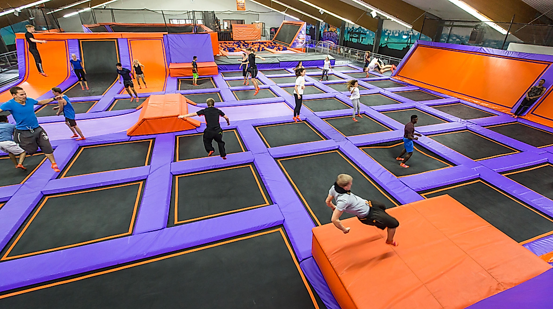 Trampolin house hotsell