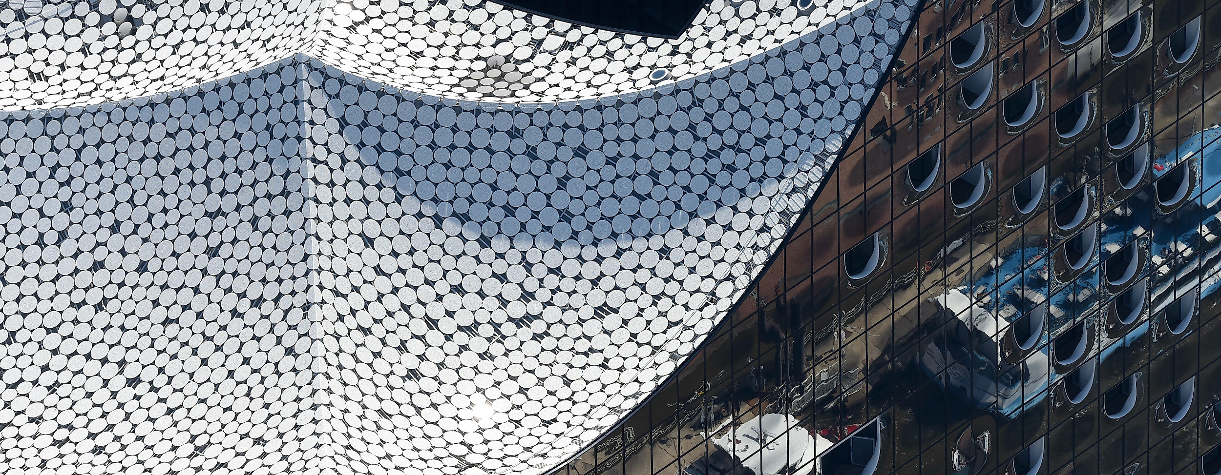 Dach der Elbphilharmonie-Mediaserver Hamburg-Mediaserver Hamburg - Michael Zapf