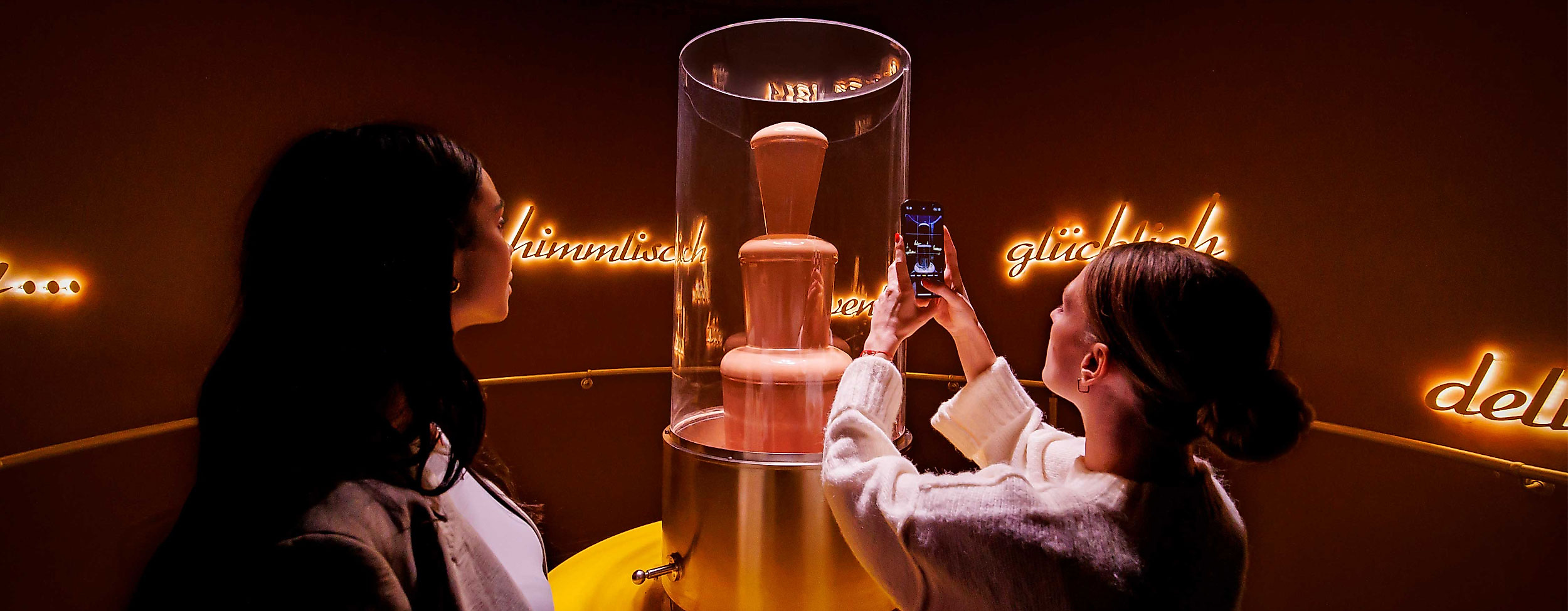 poi-chocoversum-brunnen-c-morris-mac-matzen-web-2500x1500