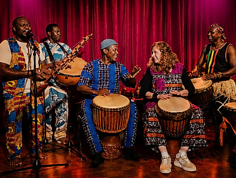 Billy Konaté & Friends: der Rhythmus Westafrikas