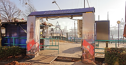 cafe-elbterrassen_c-2018-hamburg-tourismus-gmbh-johanna-nickel_02