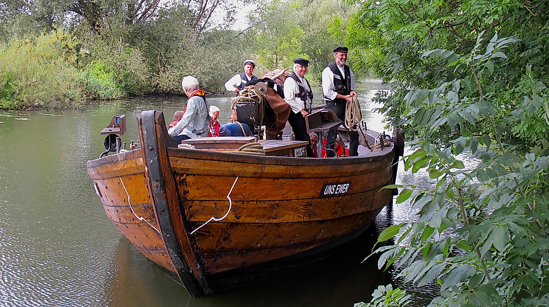 Ewer am Anleger Curslack