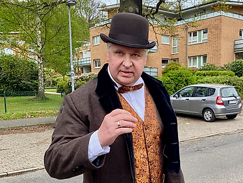 "Dr. Julius Andresen"
