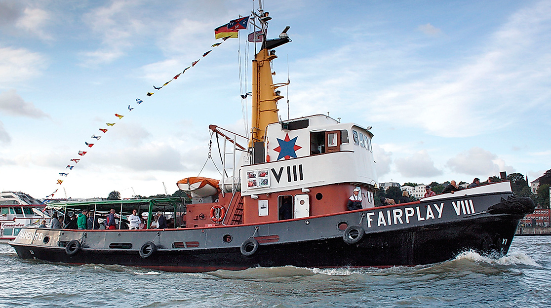 schlepper_fairplay_viii_seitenansicht_foto_dabelstein