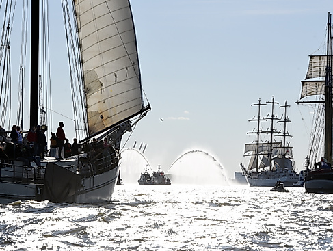 HG24_NM_120524_2516_Foto Auslaufparade_Nicolas Maack