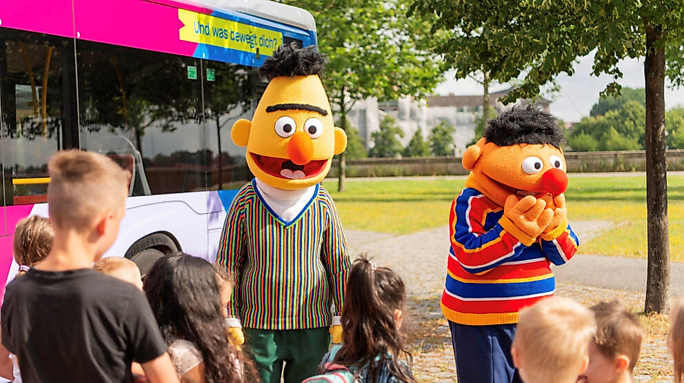 hvv Familientag mit Ernie & Bert Vor MDA