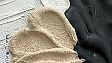 Abstraktes Malen mit Strukturpaste