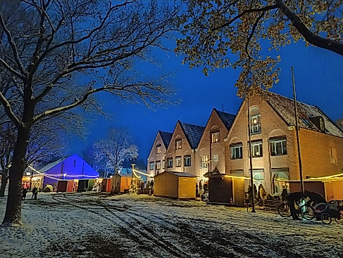 Rathaus Tarmstedt mit Weihnachtsmarkt