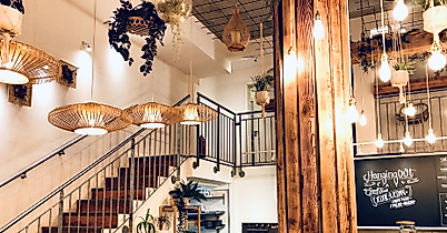 Hanging Out Café