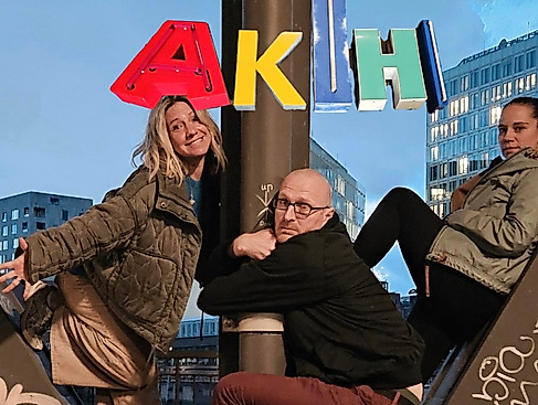 e4a4a148-089a-4b3e-b090-c2716e0f703a