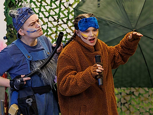 Das Kinderstück "Regen in'n Kopp" begeistert die kleinen und großen Zuschauer.