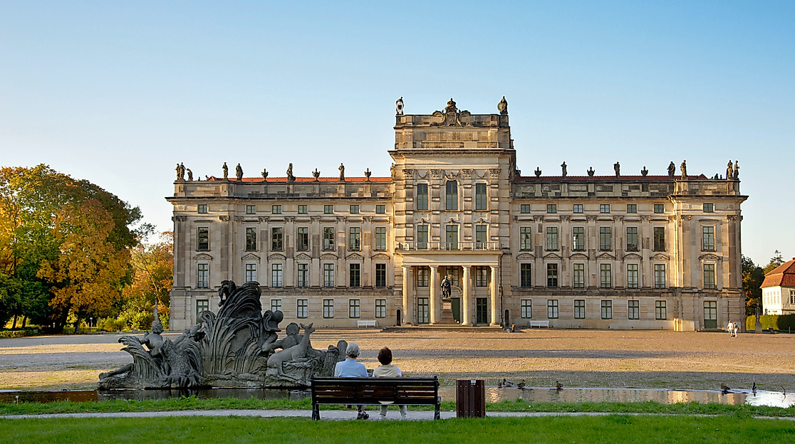 schloss-ludwigslust_c-2015-mediaserver-imagefotode
