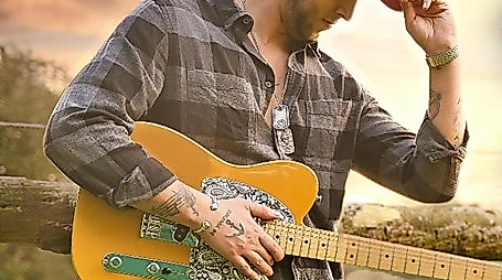 24h Stelle - Ohana Bar - Dennis Adamus (Country)