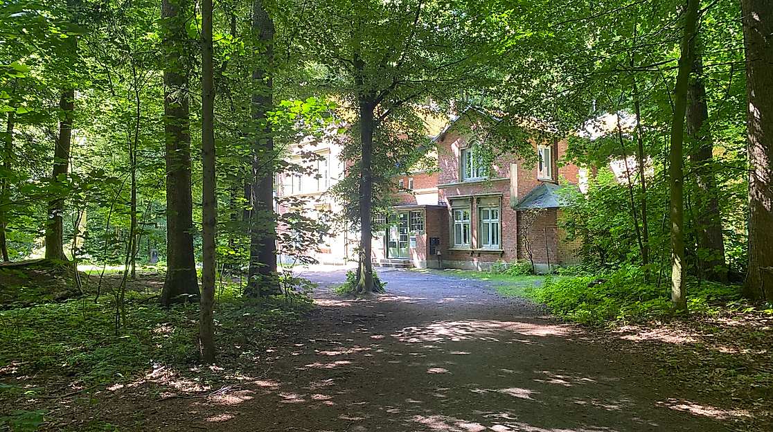 villa-mutzenbecher-front