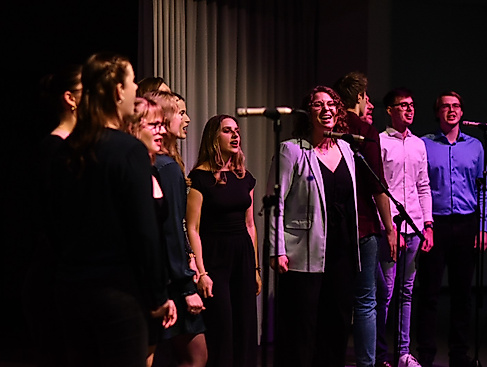 VoxxUp! präsentiert: Welcome To The Show!