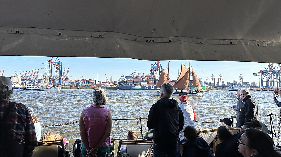 Schwimmkran HHLA1 Karl Friedrich Steen Zelt