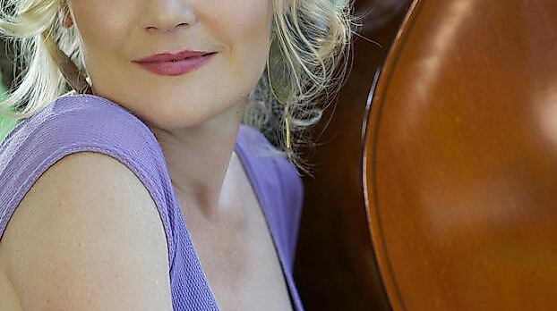 CHRIS HOPKINS´ International Swing Stars feat. NICKI PARROTT - Swinging in Summertime - Über den Dächern Hamburgs