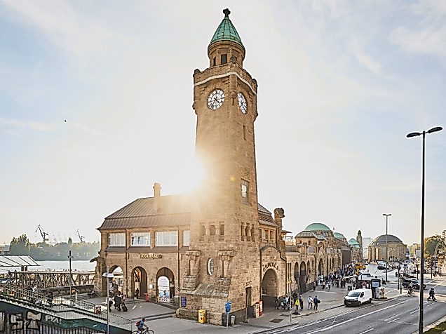 ></center></p><h2>Hamburg's water station. Landungsbrücken</h2><p>The floating dock - called the 