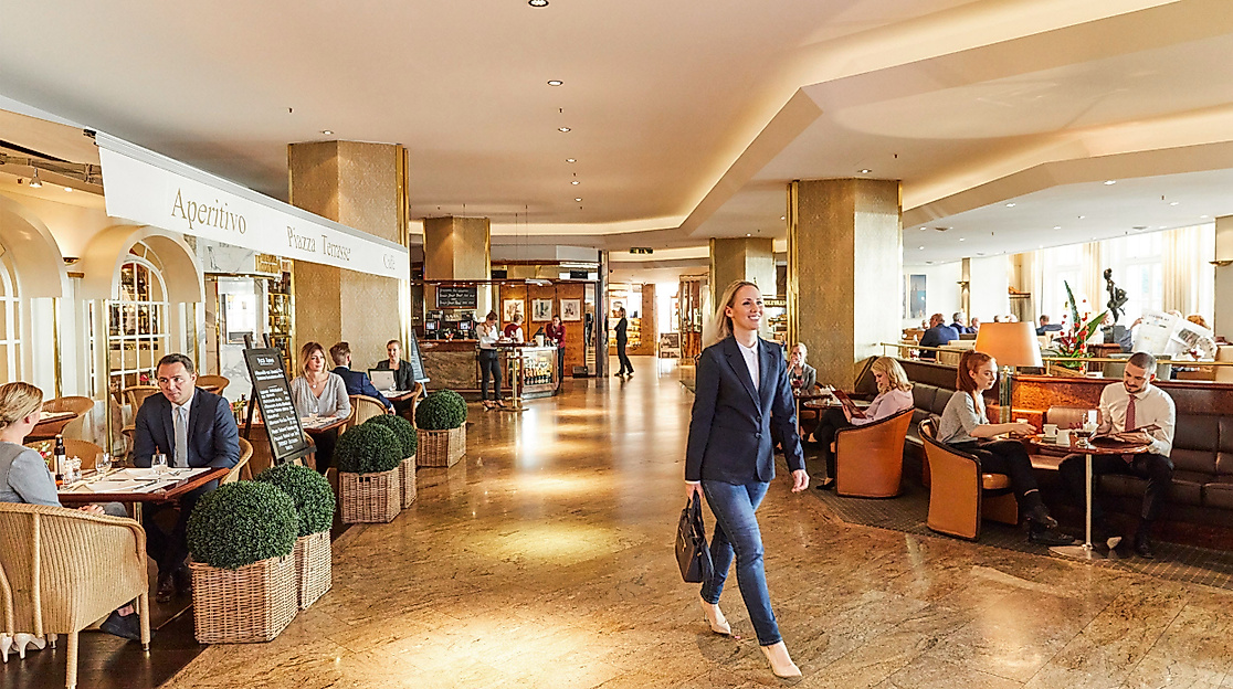 Hotel GRAND ELYSEE Hamburg: Boulevard