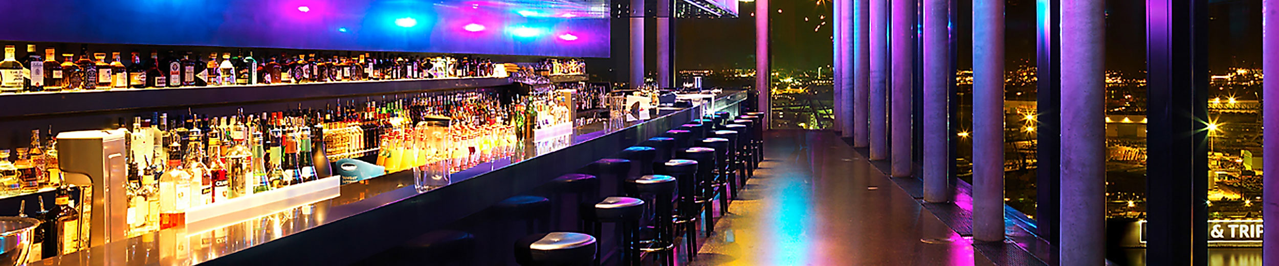 Skyline Bar im Empire Riverside Hotel