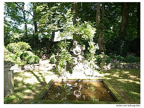 im Garten der Stiftung Ohm