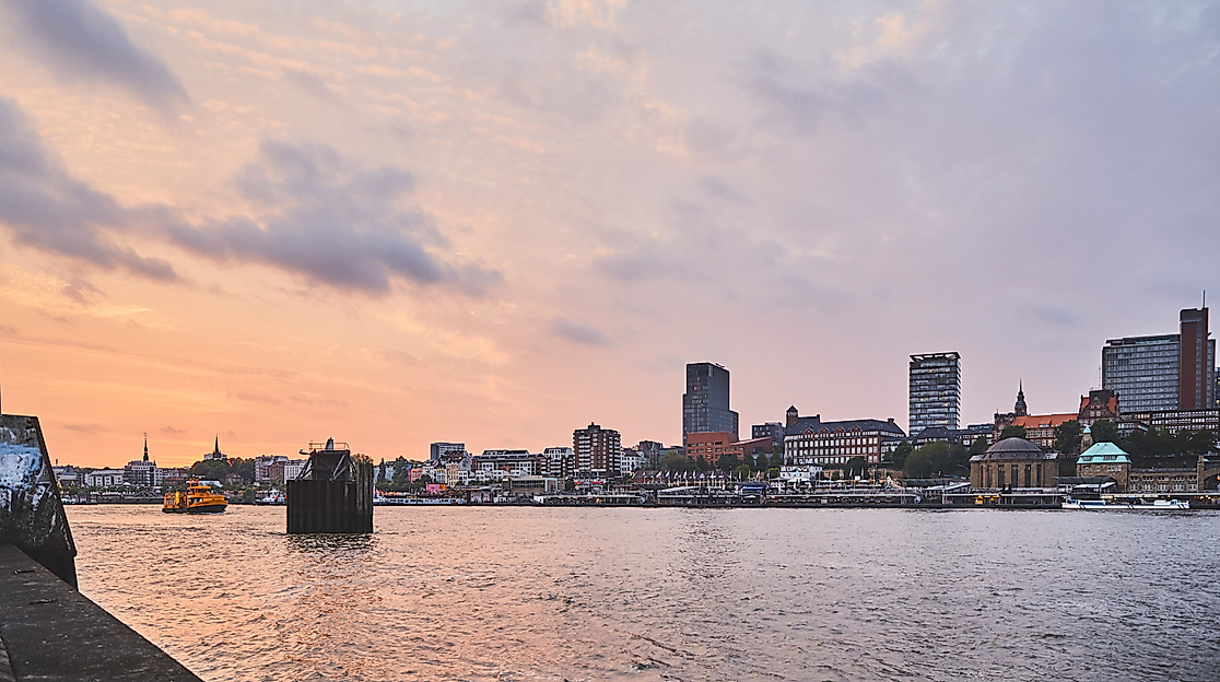 elbe_abendlicht_daemmerung_c-2019-thisisjulia-photography__2